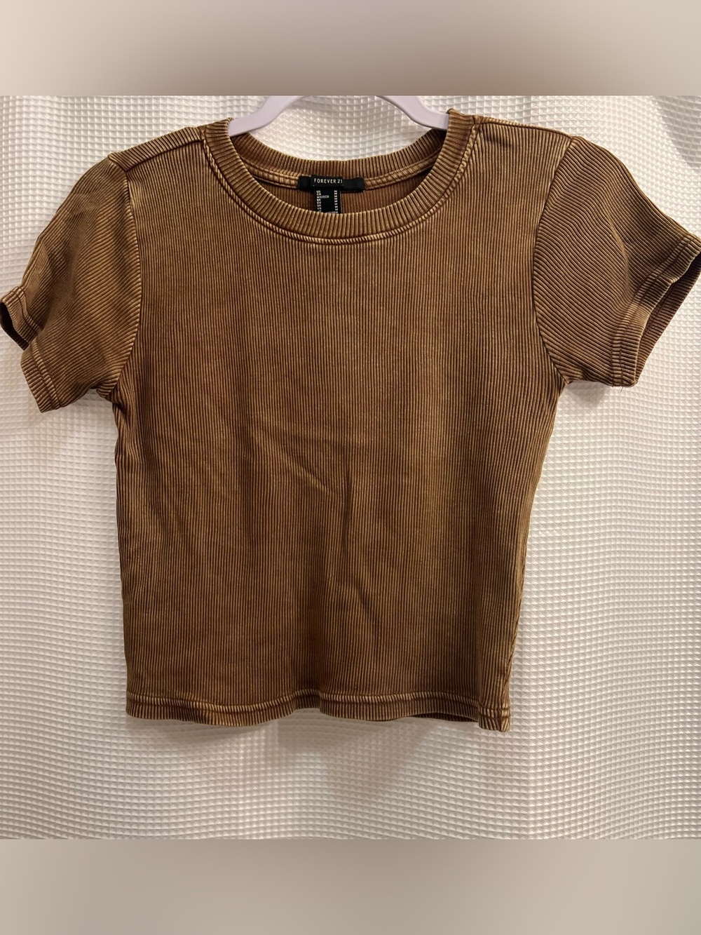 Forever 21 cropped ribbed tee